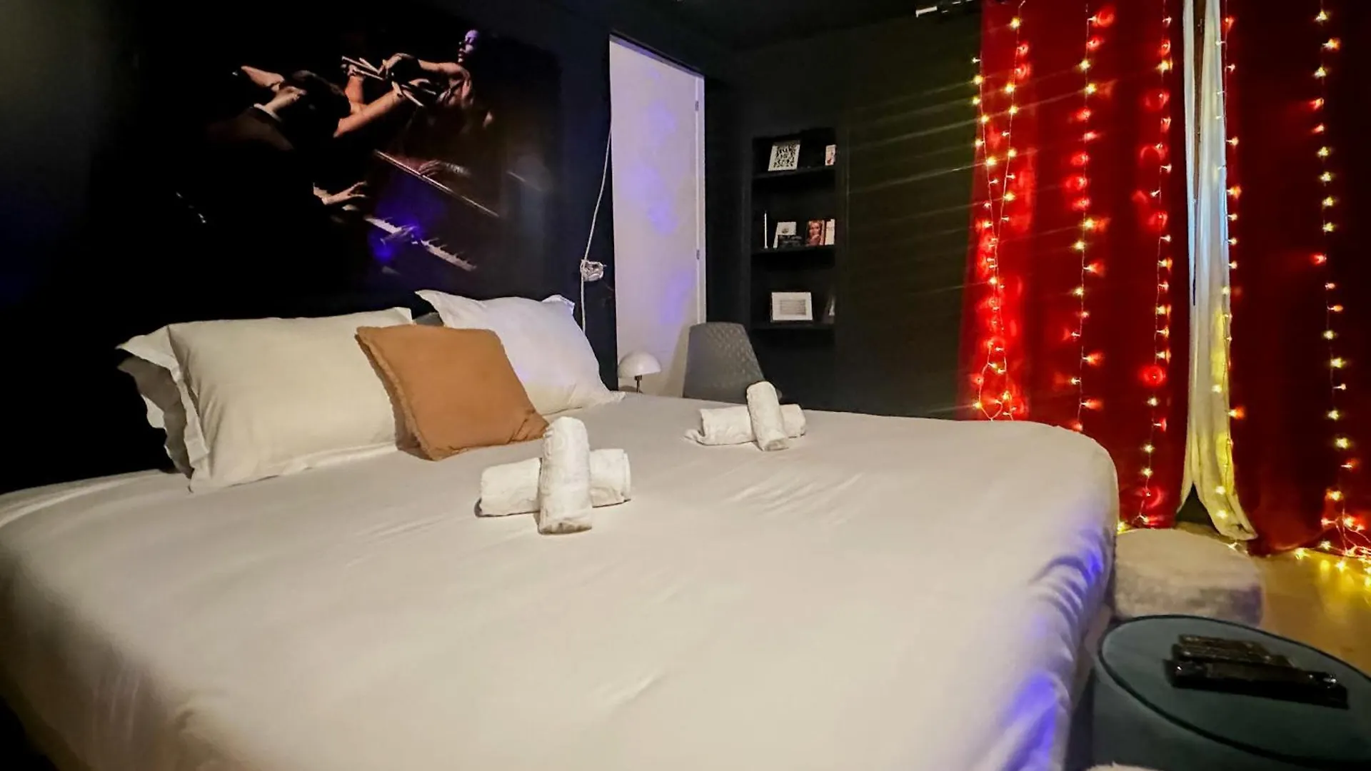 Apartment Loveroom Adults Only Jacuzzi Vieille Ville Annecy France