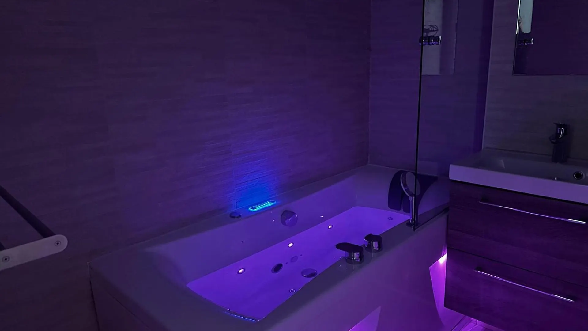 Apartment Loveroom Adults Only Jacuzzi Vieille Ville Annecy